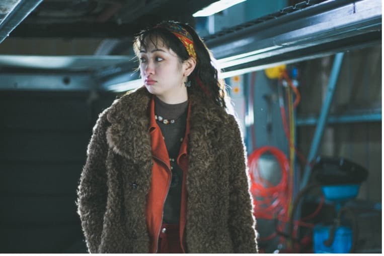 川添野愛 写真
